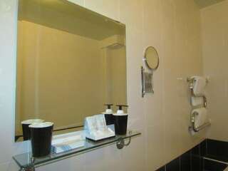 Гостиница на Зеленой Ростов-на-Дону Улучшенный двухместный номер с 1 кроватью и гидромассажной ванной-5
